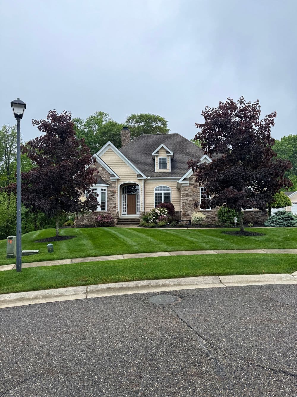 Gallery photos for Expert Lawn Care Transformations in Ohio: Image #11