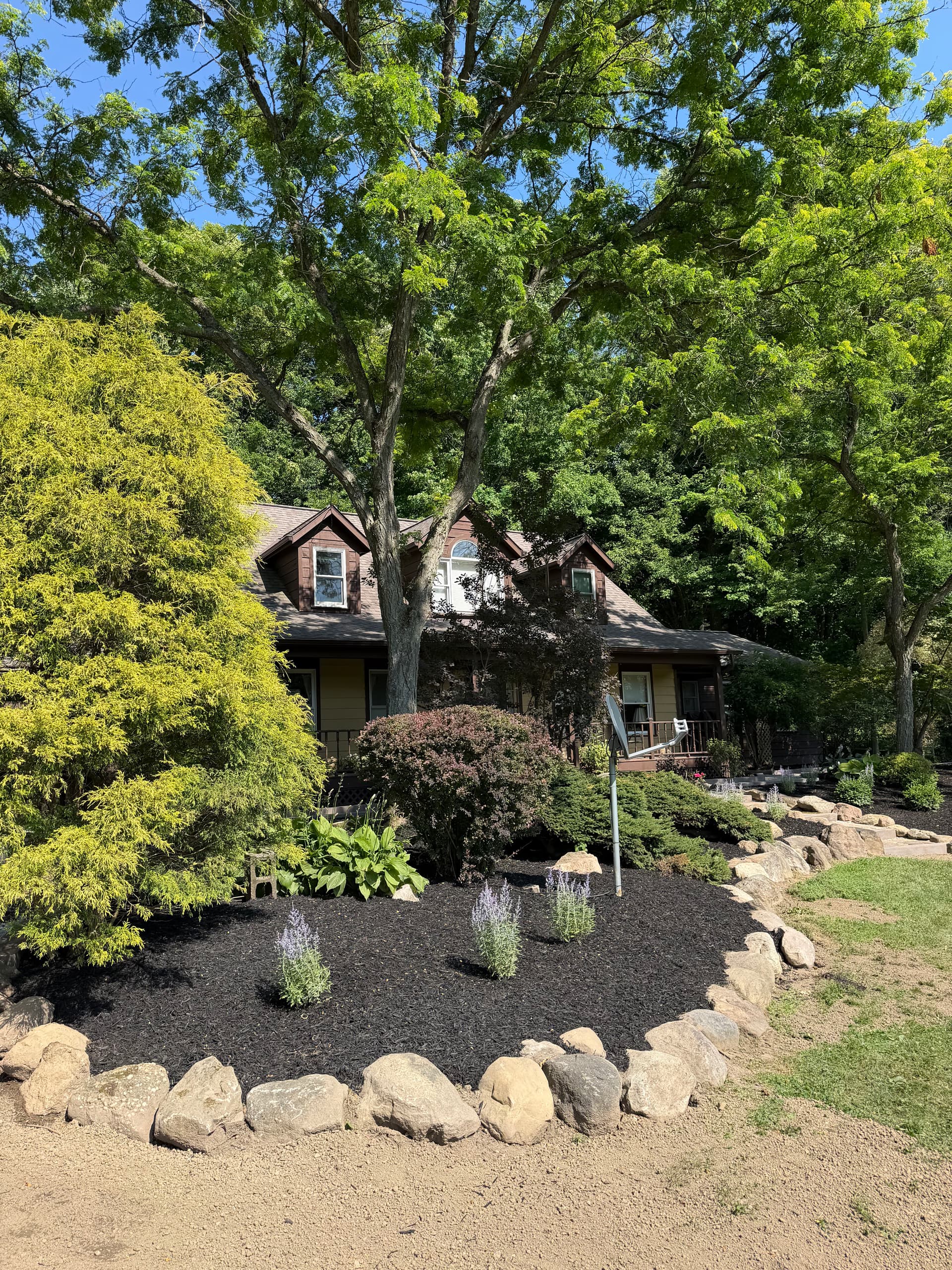 Gallery photos for Walkway, Fresh Mulch Beds, and Techo-Bloc Borealis Border Done Right: Image #8