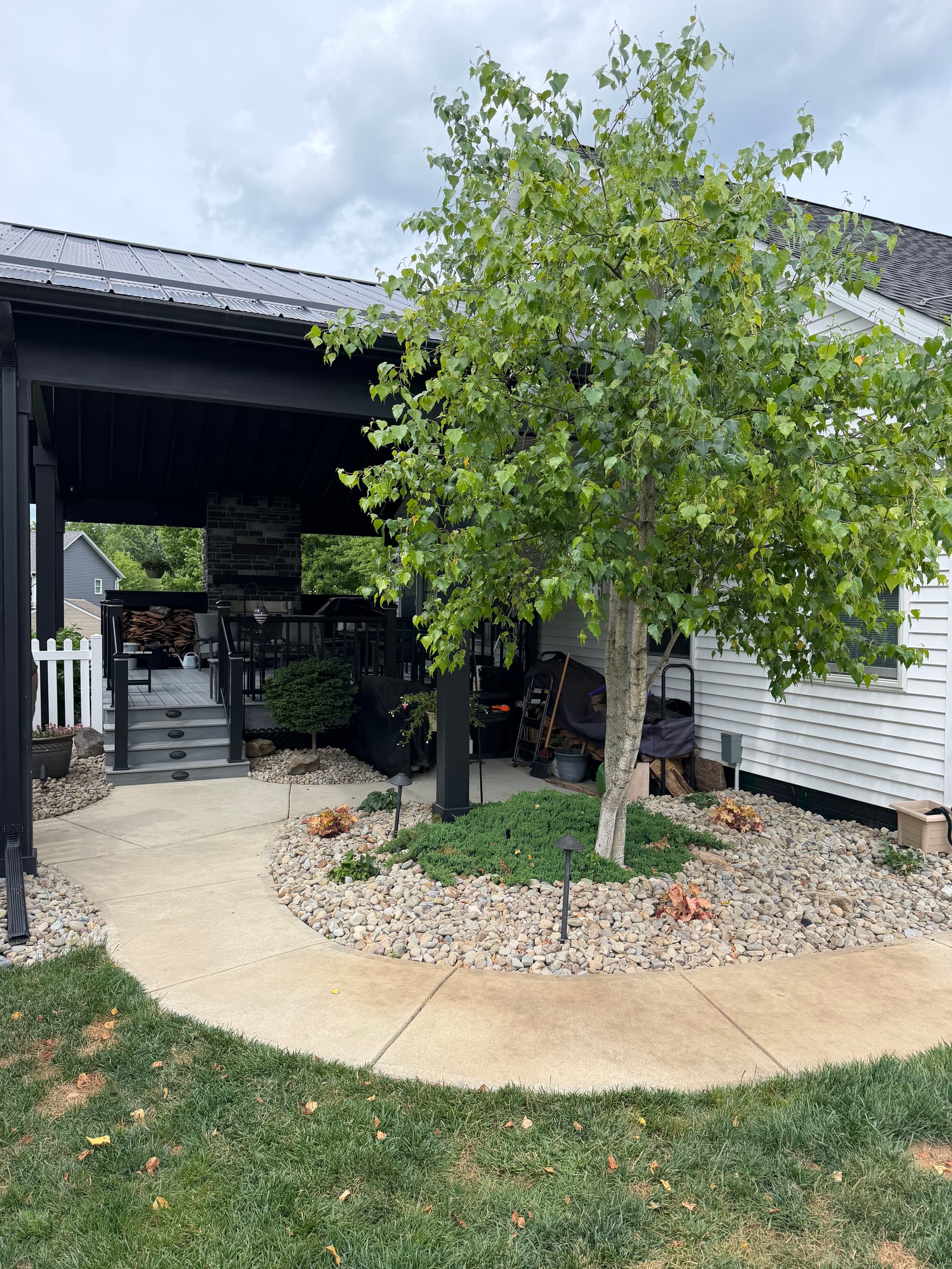 Gallery photos for Rock Install and Planting Beds Done Right in Garrettsville: Image #6